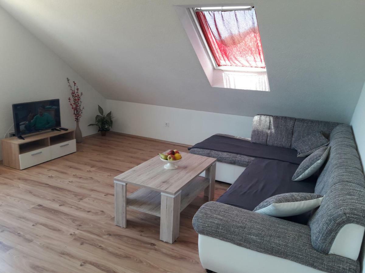Apartmani Timon Bol Ngoại thất bức ảnh